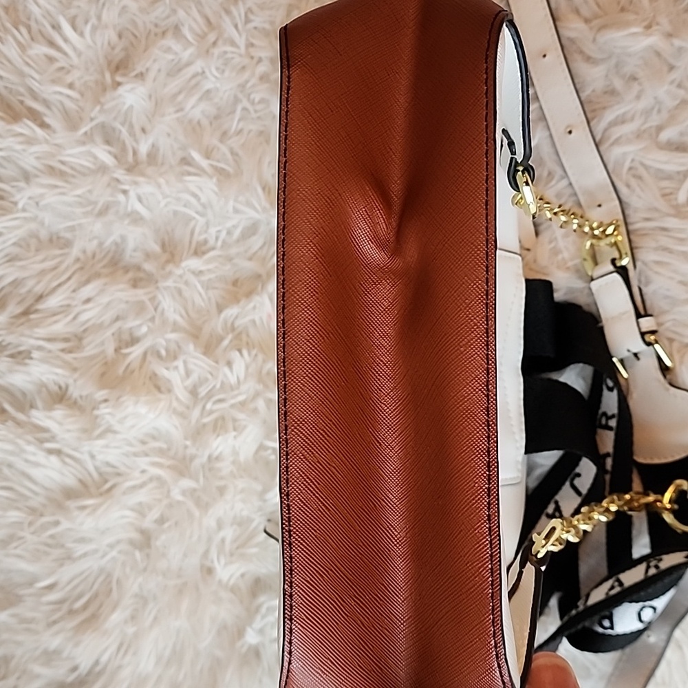 Marc Jacobs White Leather Mini Backpack with Gold Hardware - Picture 10 of 12